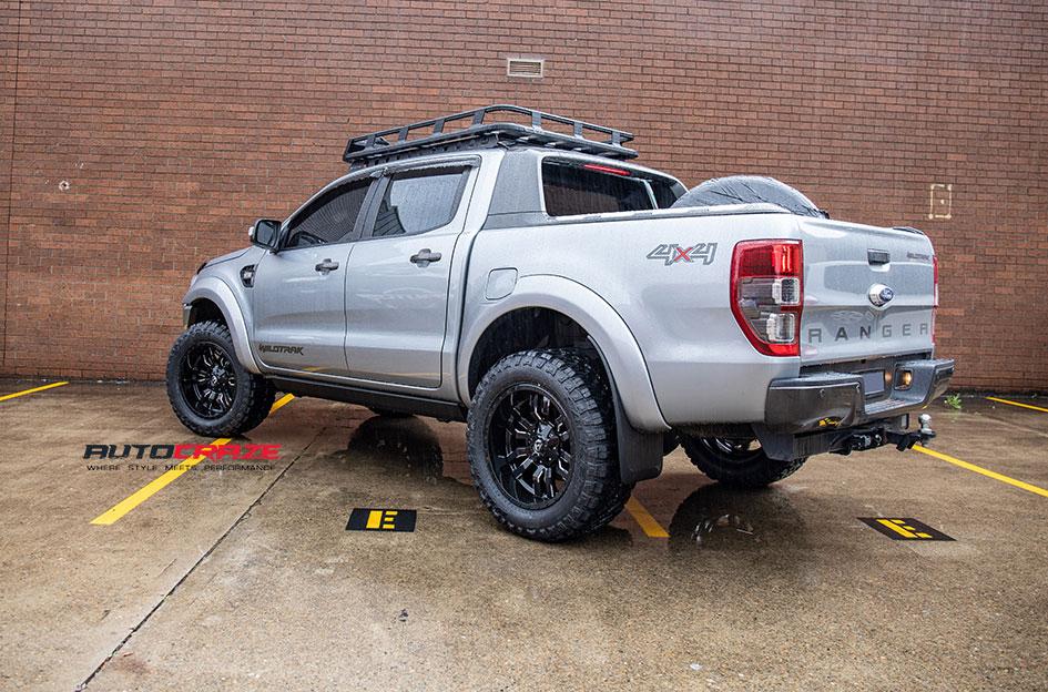 FORD-RANGER-SLEDGE-GLOSS-BLACK-MILLED-ACCENTS